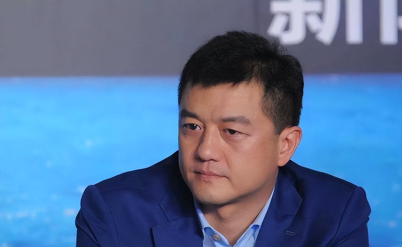 谢霆锋为什么如此喜欢王菲,谢霆锋为何喜欢王菲这么多年