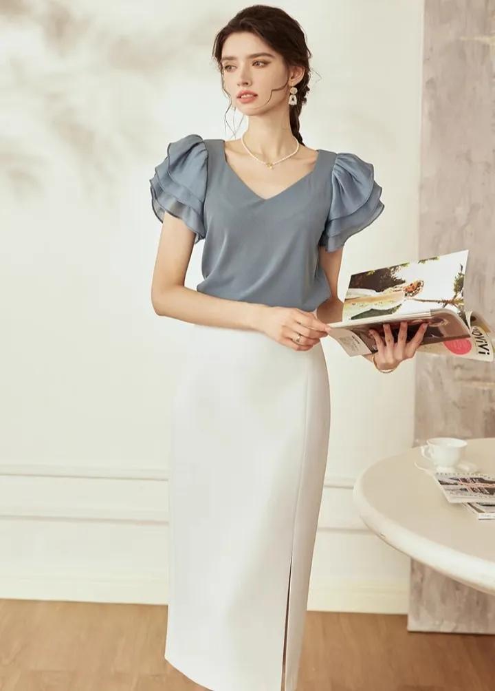 40岁中长短袖t恤怎么搭配才好看,荷叶袖t恤怎么搭配