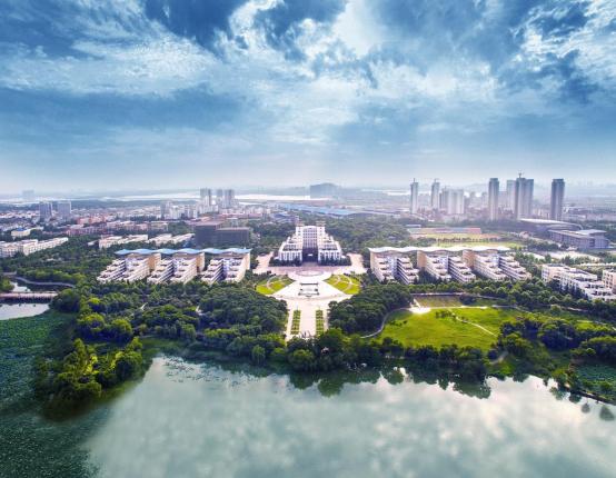 闈掕】涔嬪織灞ヨ返鑷磋繙璇剧▼,闈掕】涔嬪織灞ヨ返鑷磋繙涓婚璁茬