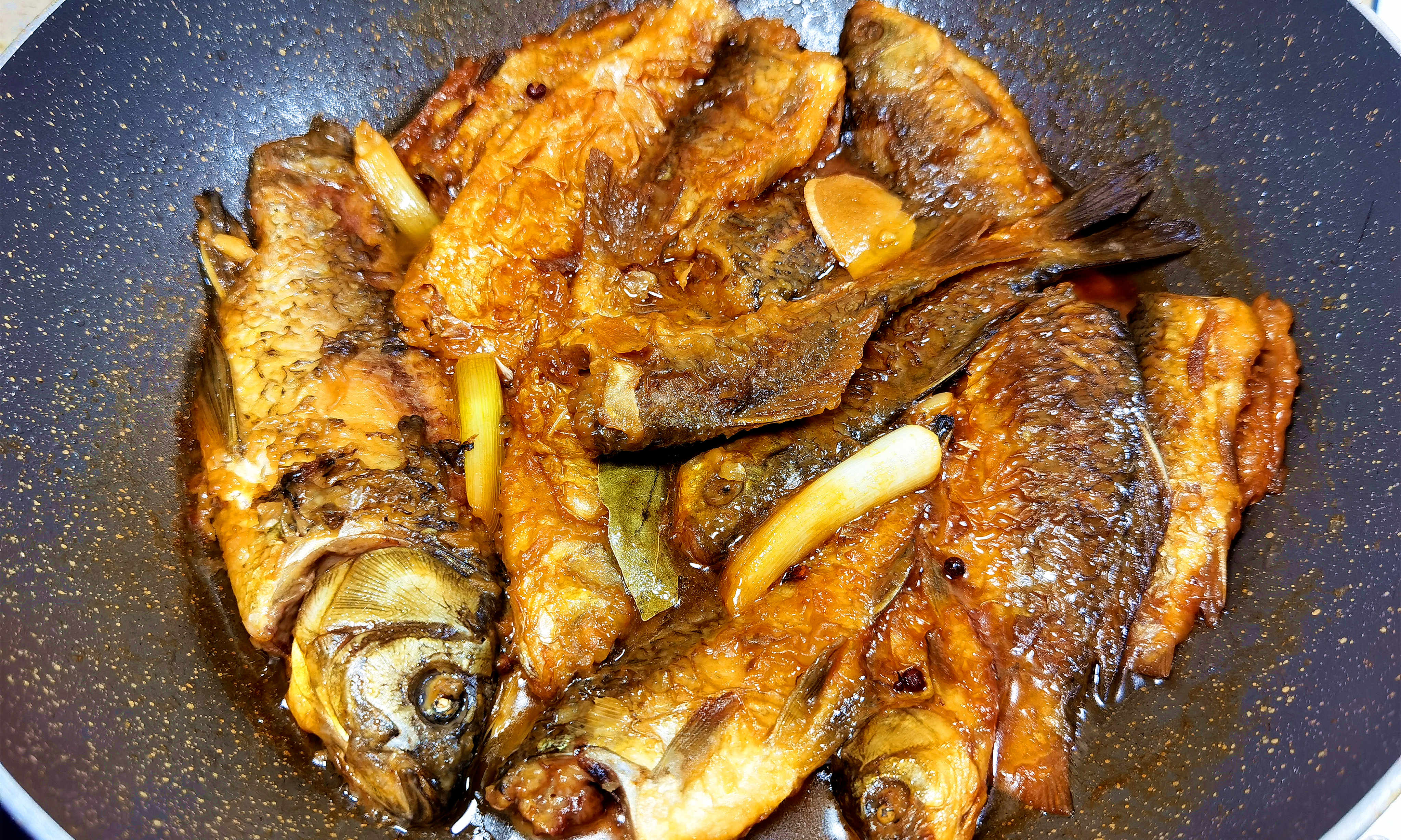 夏天什么鱼炖着好吃又简单,夏天好吃又简单的家常鱼