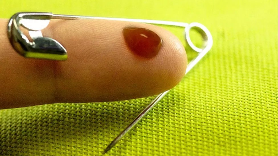 印度公交*狼色**猖獗，一枚小小的别针，成了众多女性的防身*器武**