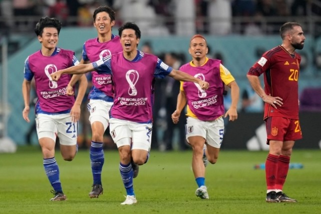 日本足球小将梦想成真,足球小将日本队夺冠