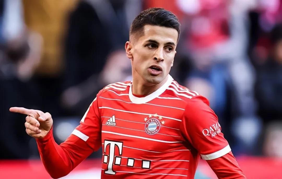 最新转会：巴萨新方案迎梅西车子1亿买菲利巴黎1.6亿狂购K77