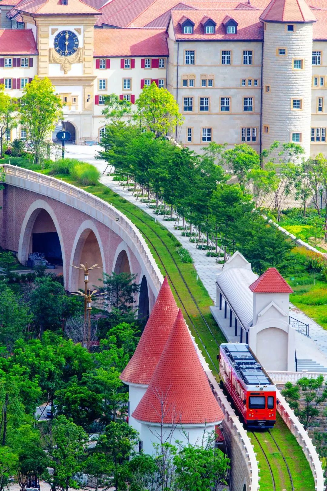 佛山和东莞哪个在广东排第3,佛山和东莞哪一个强