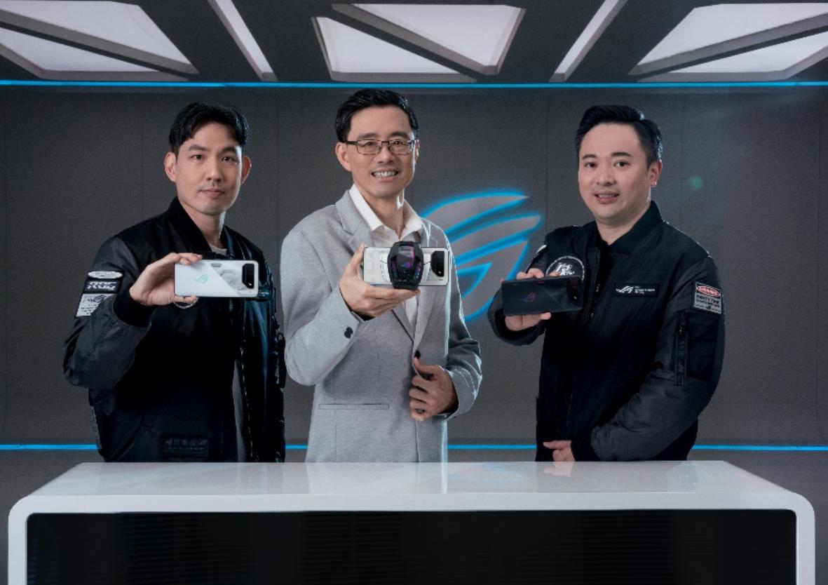 腾讯rog游戏手机7透明版,腾讯rog游戏手机7pro