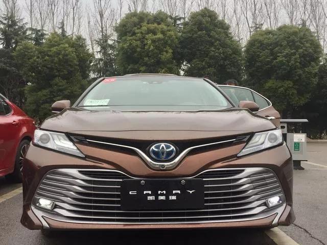 丰田凯美瑞最大气的一款,第九代凯美瑞和第八代凯美瑞区别