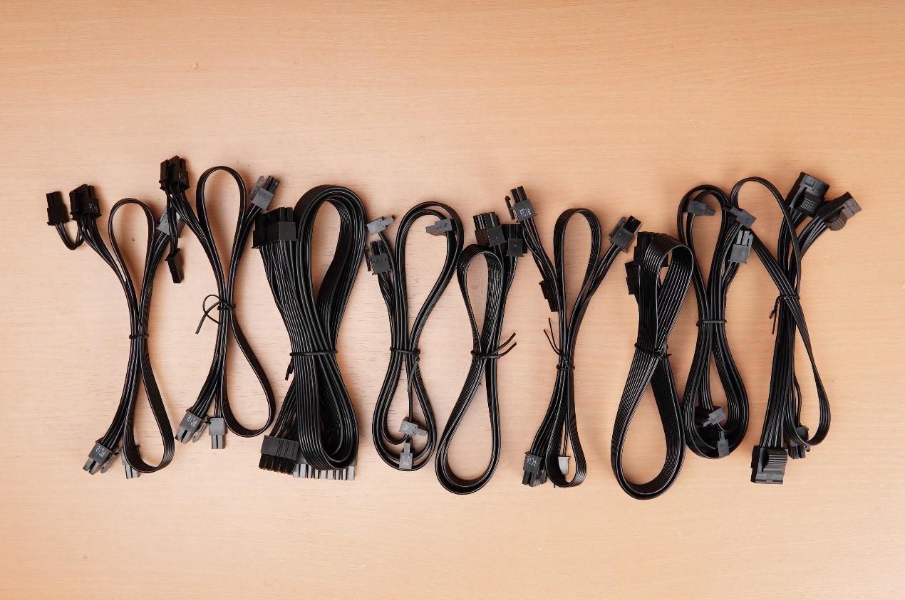 乔思伯d500多少钱,乔思伯机箱u4plus装几个硬盘