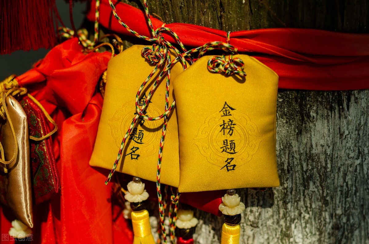 公务员无数人争一个岗位,公务员为什么有那么多人考