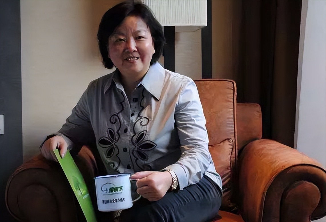 写日记诋毁中国，扬言替14亿国人给世界道歉，方方下场让人称快