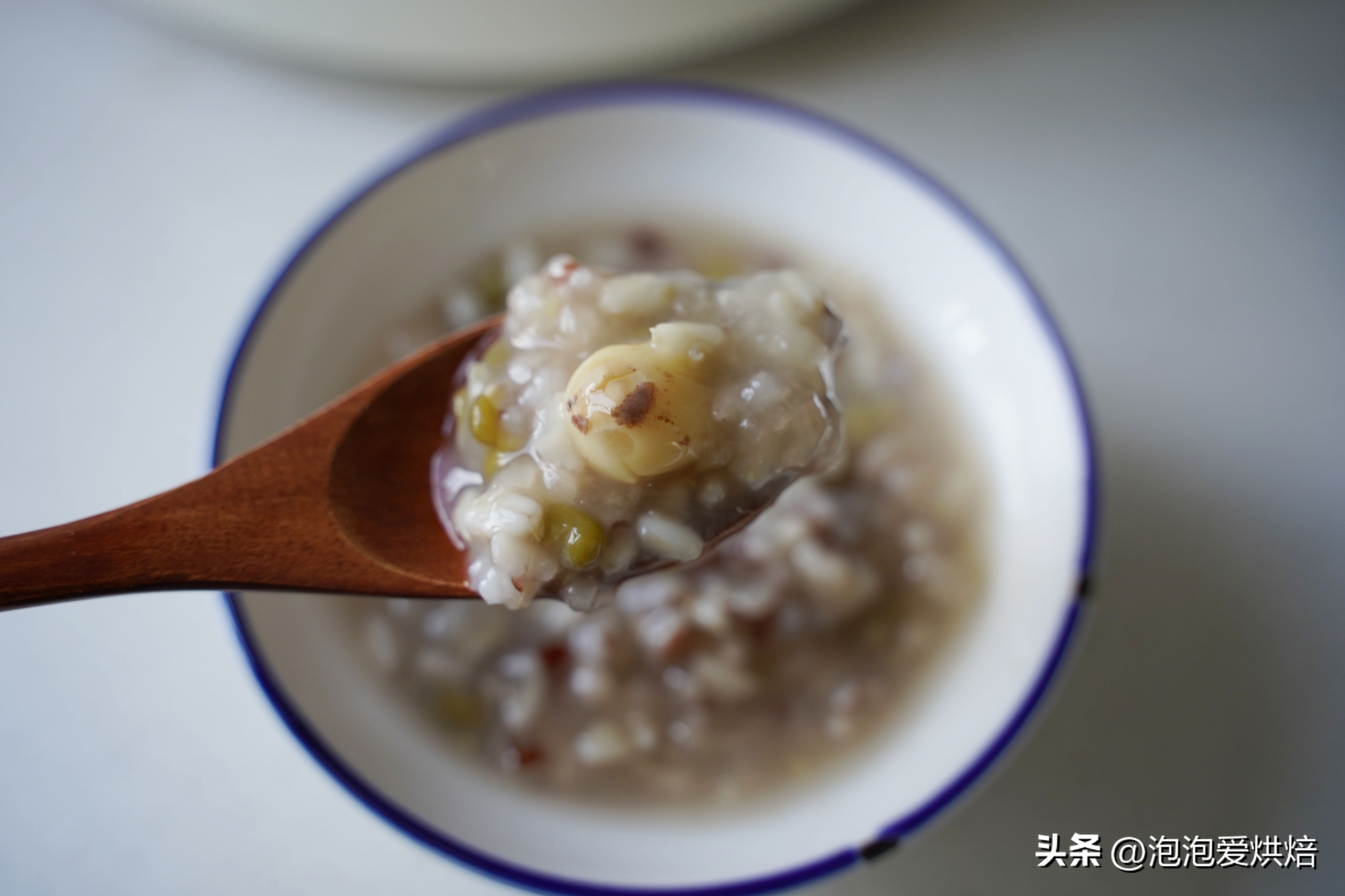 减脂期不能吃米饭？错！蓝宝蒸汽米汤电饭煲，一键实现低糖低热量