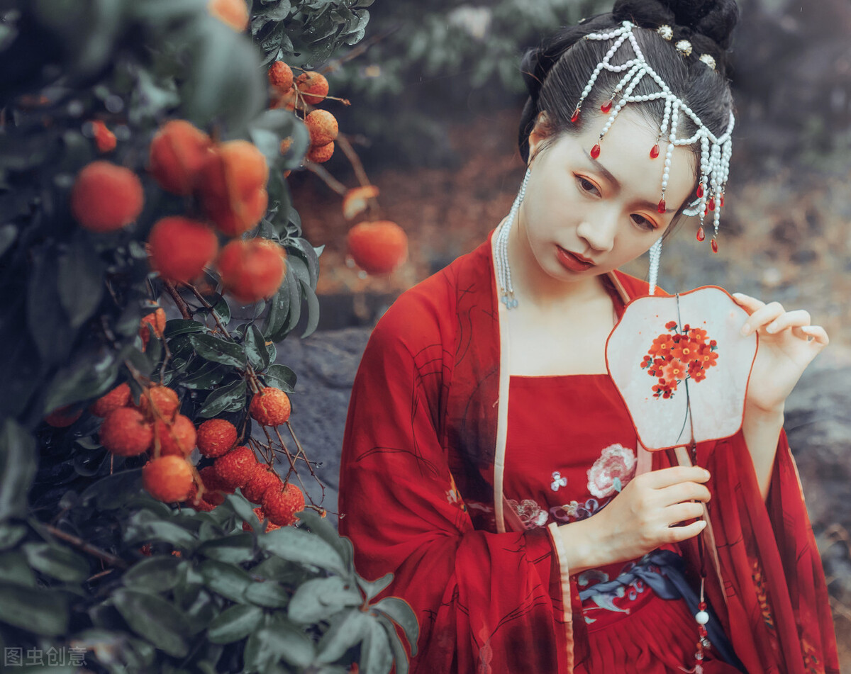 故事:战胜女将军入主中宫,却在生下皇子后,被皇上算计沦为罪臣