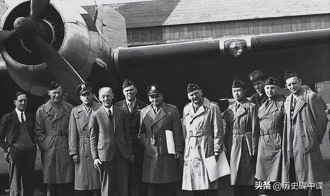 两弹一星钱学森葬礼,两弹元勋钱学森简单视频