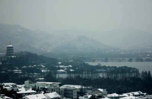 众安桥的遐思（周勇）