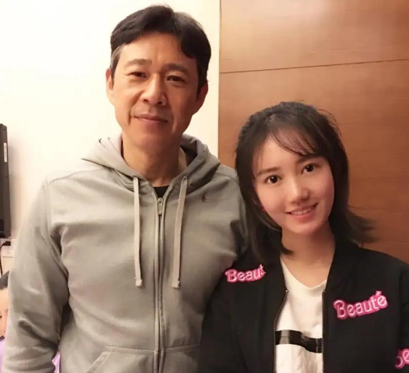 张丰毅的老婆吕丽萍,张丰毅和吕丽萍分手原因