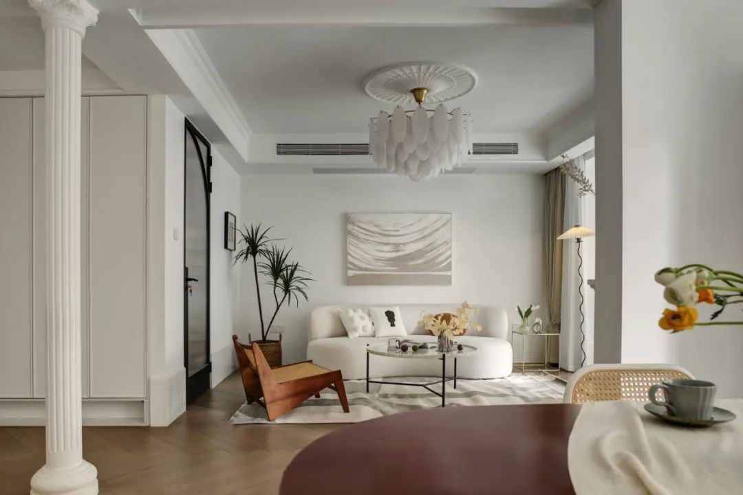 小三室2022装修风格现代简约轻奢,大平层装修风格大全2022新款