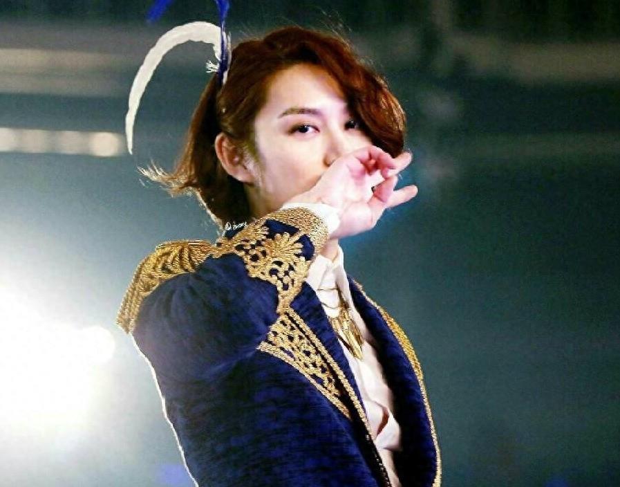 金希澈唱艺声part,金希澈艺声认哥