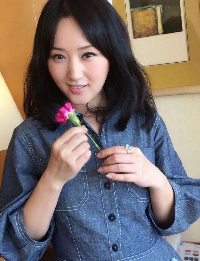 杨钰莹恋爱分手后现在过得怎么样,杨钰莹谈初恋现状