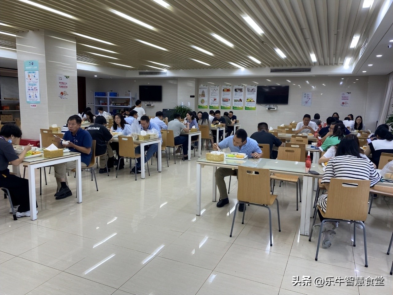 餐饮智能管理体系建设方案,智慧餐饮管理系统应用不足之处