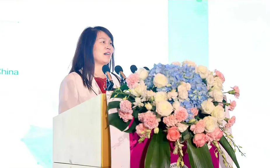 巨子生物生产面膜的机器,巨子生物赴港ipo