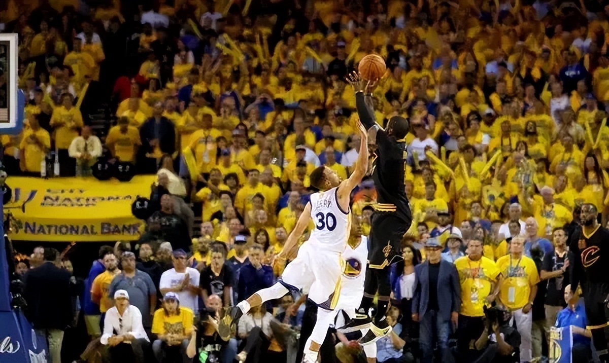 凯里欧文和利拉德效率谁高,利拉德谈欧文60分