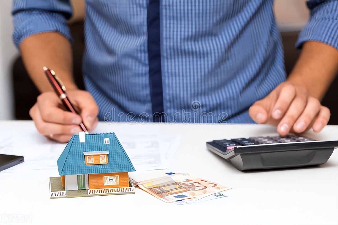 有大咖预言：我国40%以上城镇家庭，以后将面临3大难题，越来越苦