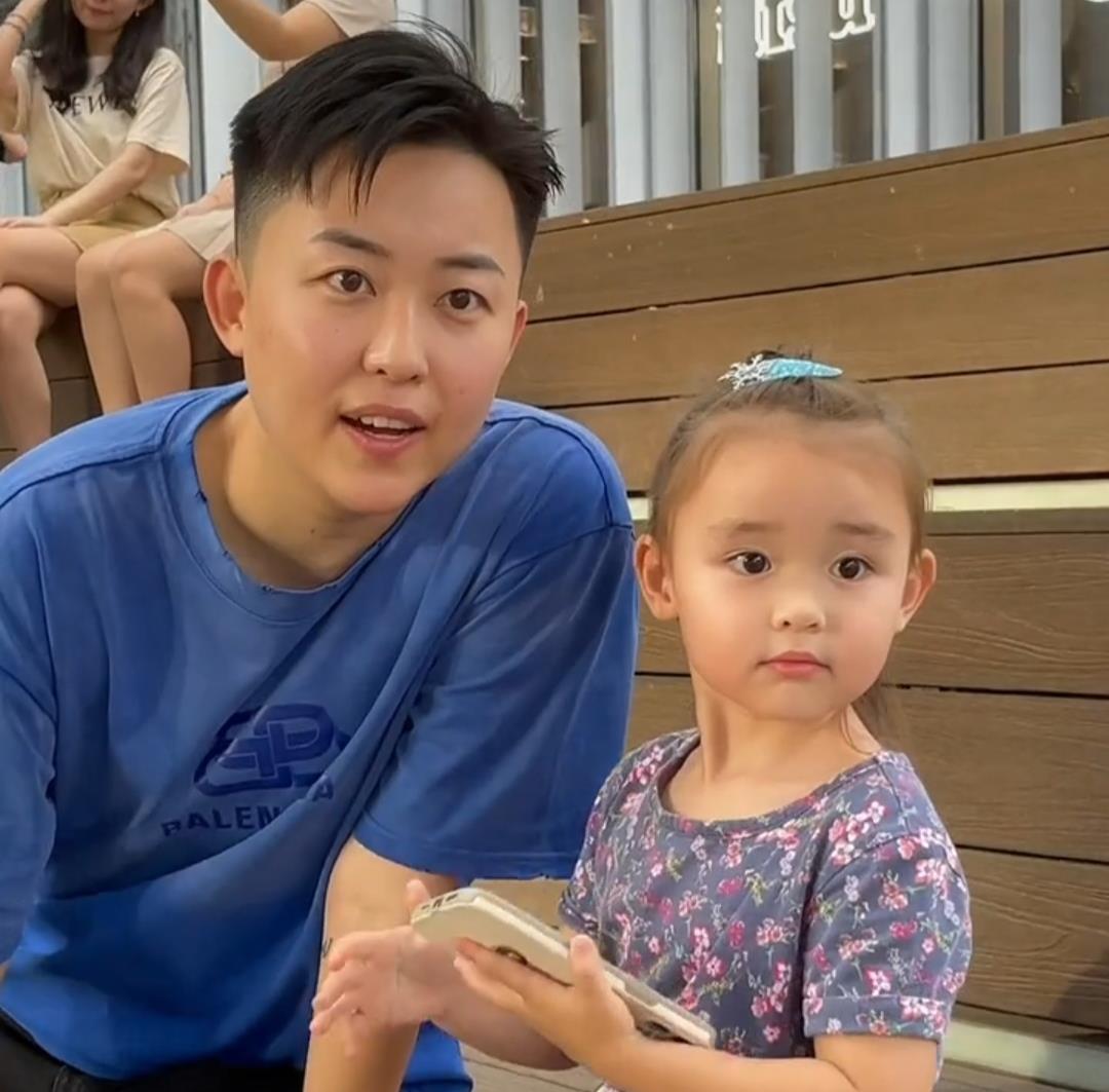 叶海洋与她的混血宝宝,叶海洋五国混血是啥意思