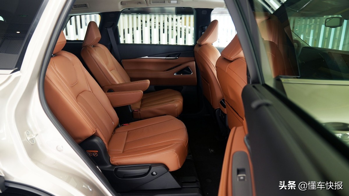 现代东方豪华，售价39.98万元起，全新一代英菲尼迪QX60实拍解析