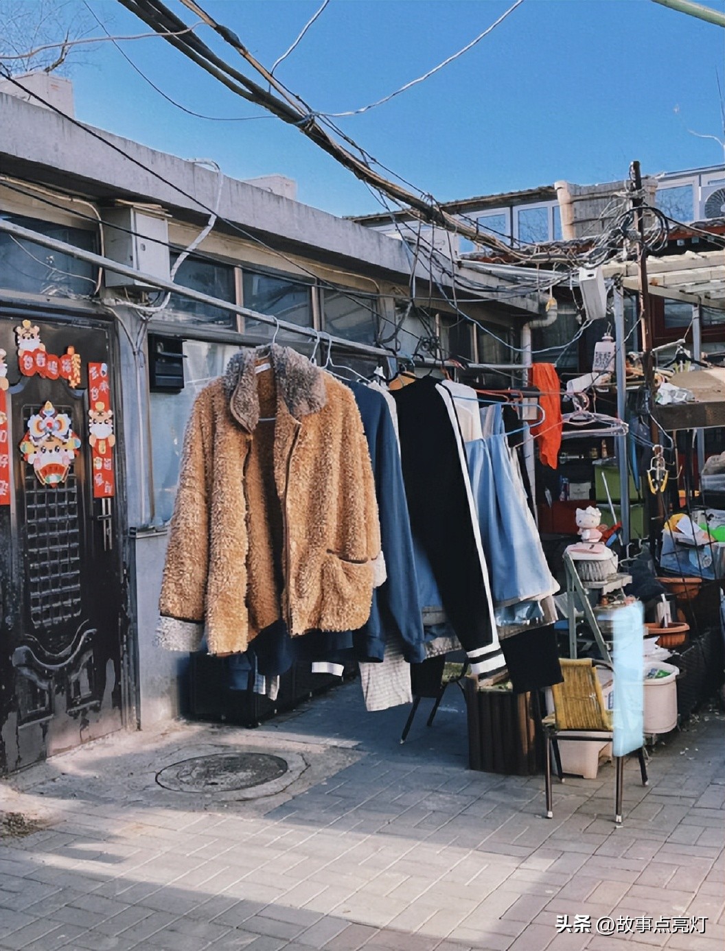 下班后,我瞒着同事开了一家*人用成品**店