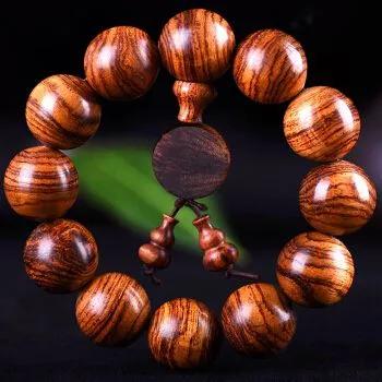 爱它，就盘它！风靡一时的手串热度过去了，你的宝贝还好吗？