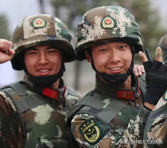 当兵三年退伍后缴费12年能退休吗,当兵2年到16年退伍感受