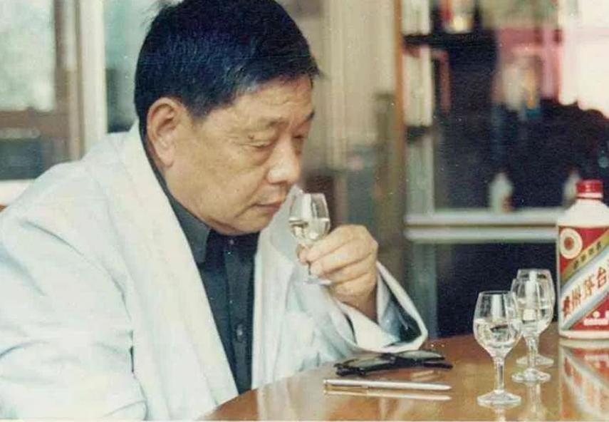 “高价收老酒”的3种套路,大街上高价收老酒暗藏什么猫腻