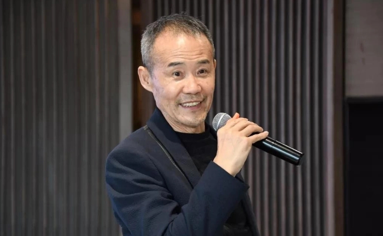 王石为了他娇妻改变多少人,王石抛弃发妻