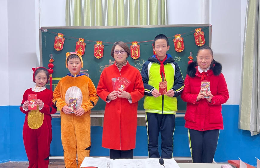 火力全开向未来演讲,虎力全开向未来展板