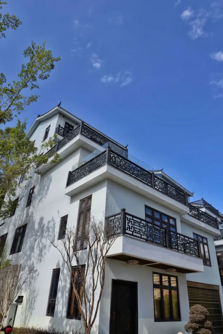 聚龙小镇：离城不离尘的心灵