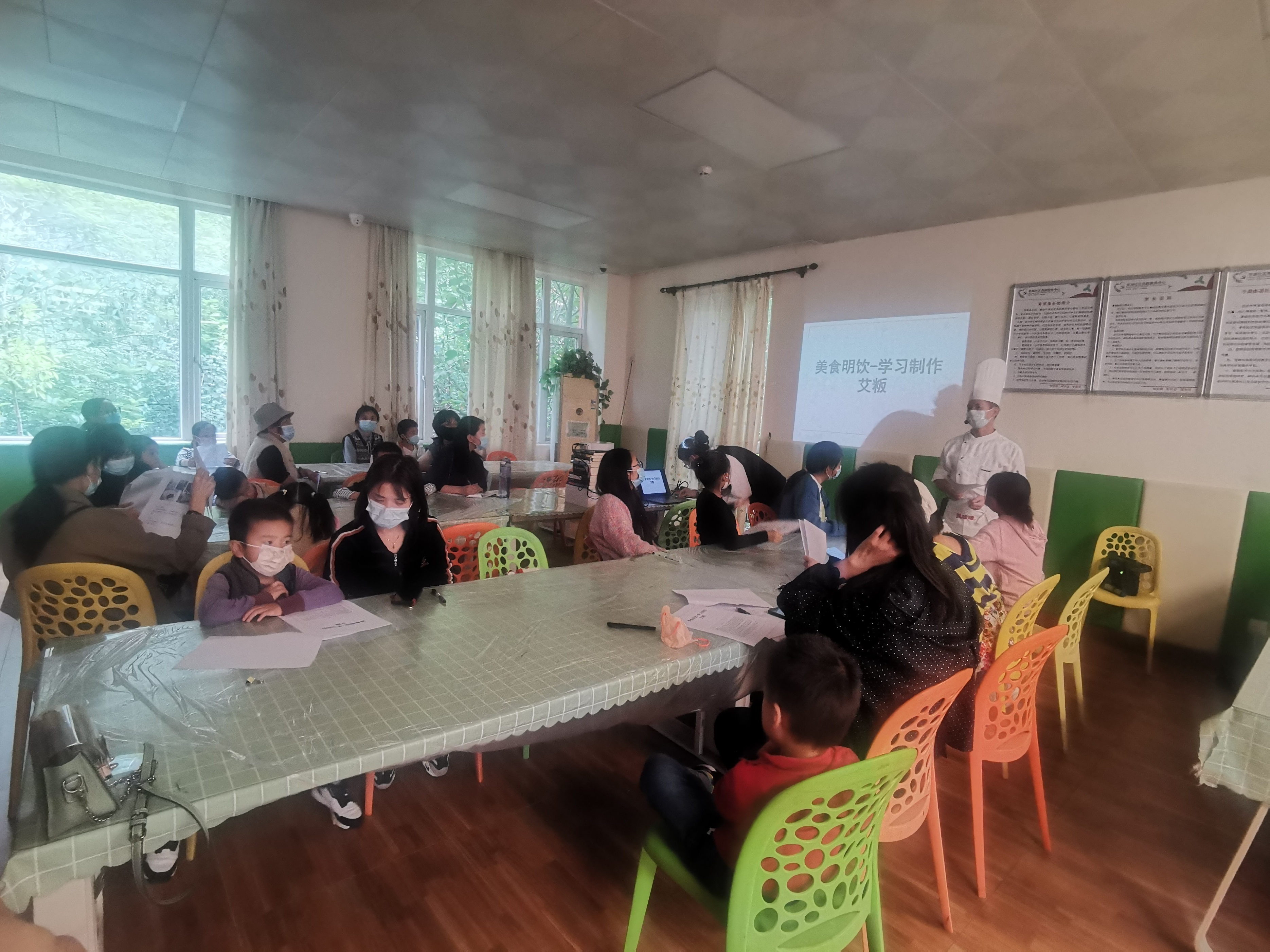 艾粄制作视频教程下厨房,纯手工制作美食客家黄粄