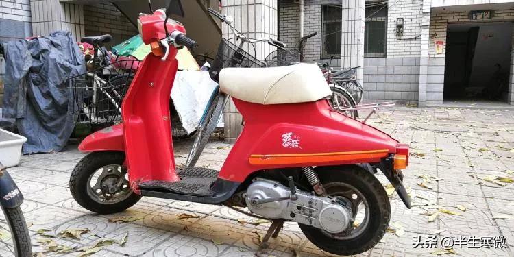 复古150踏板摩托车最强推荐,轻骑木兰踏板125图片