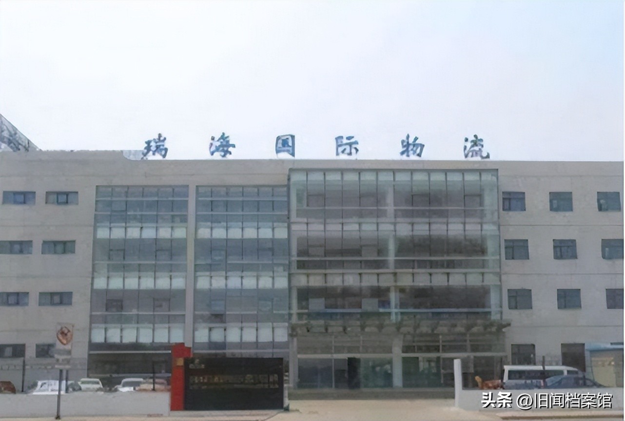 天津港火灾牺牲了多少名消防人员,消防员救火天津港大爆炸完整视频