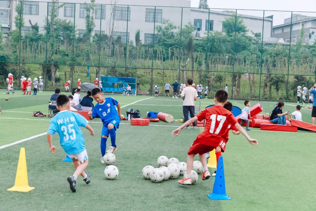 足球嘉年华内容,嘉年华快乐游戏