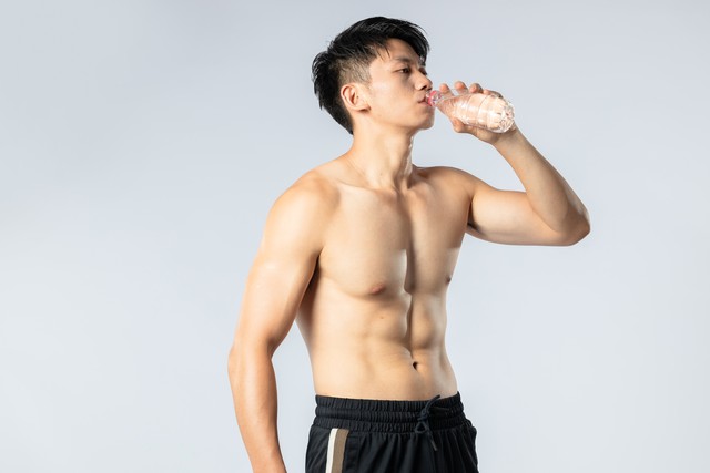 什么时间段喝水可以减肥瘦身,喝水减肥的正确方法既健康又瘦身