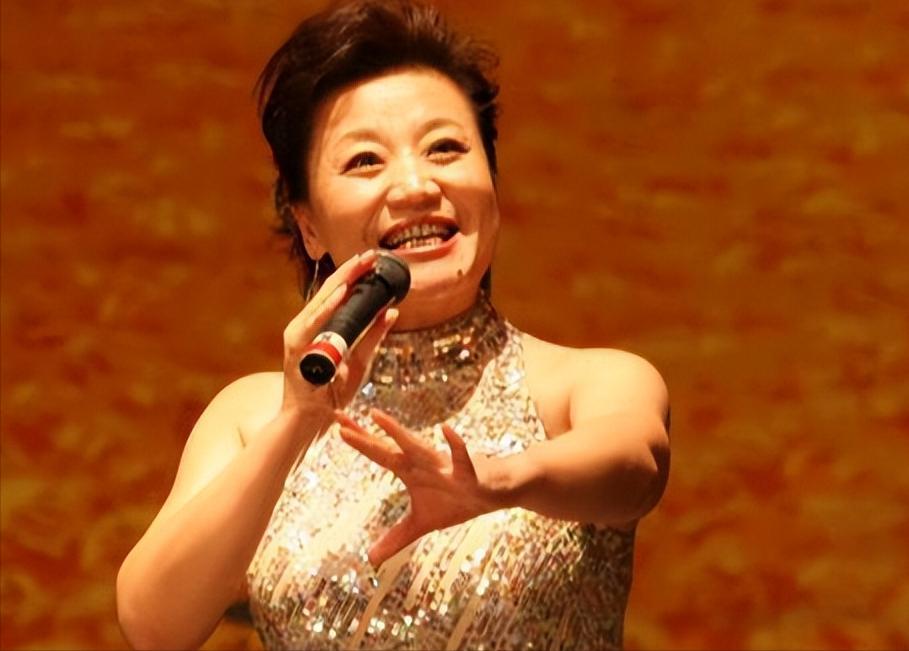 王为念解读和小香玉的婚姻,小香玉王为念结婚视频访谈