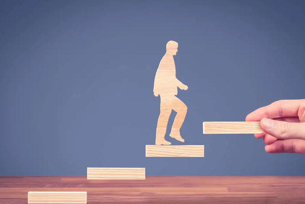 为什么人四十岁就信命了,如果一个人到了40还不信命