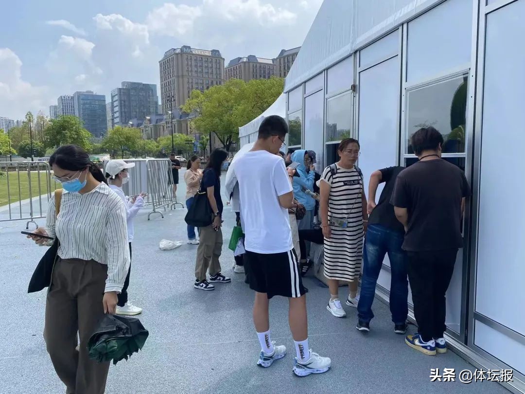 网上购票能换纸质票嘛,网上购票用不用换纸质票