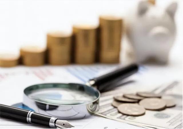 银行存定期存款技巧最新,到银行存款一次性存5万利息高吗