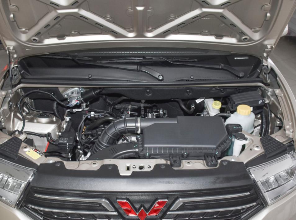 五菱宏光v的试驾体验,五菱宏光真实体验