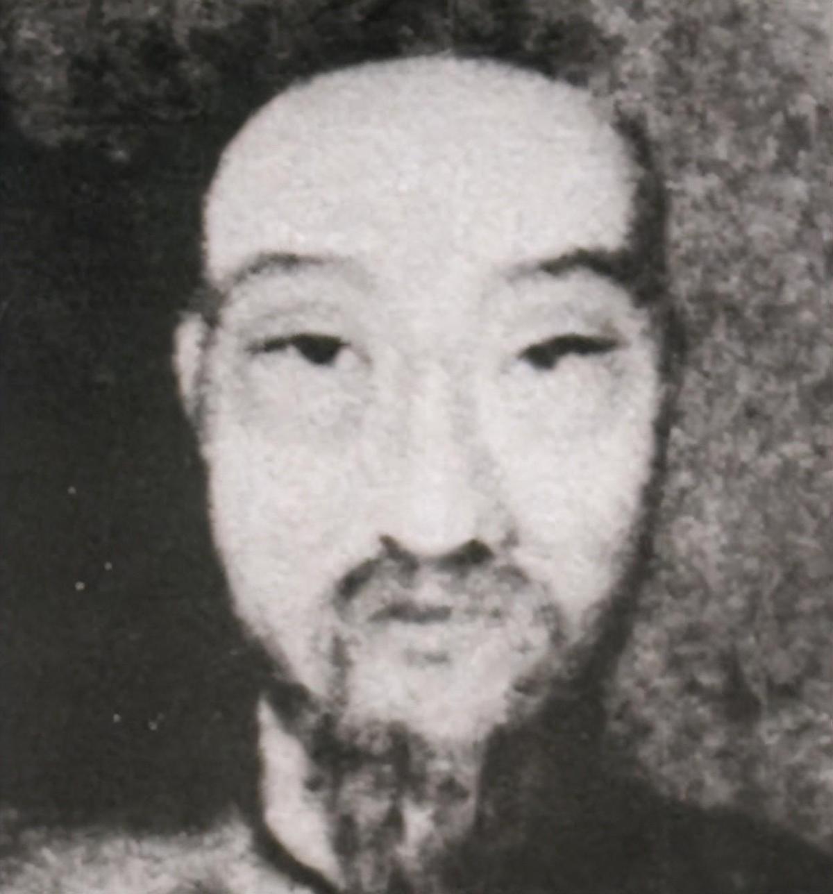 羞耻与痛苦：30张老照片记录纳粹强迫妇女脱衣的残忍场景！