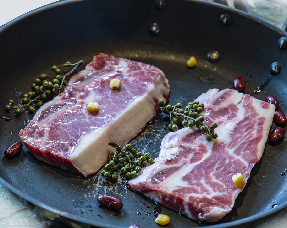 黑白胡椒的调味区别,黑白胡椒粉做菜味道的区别