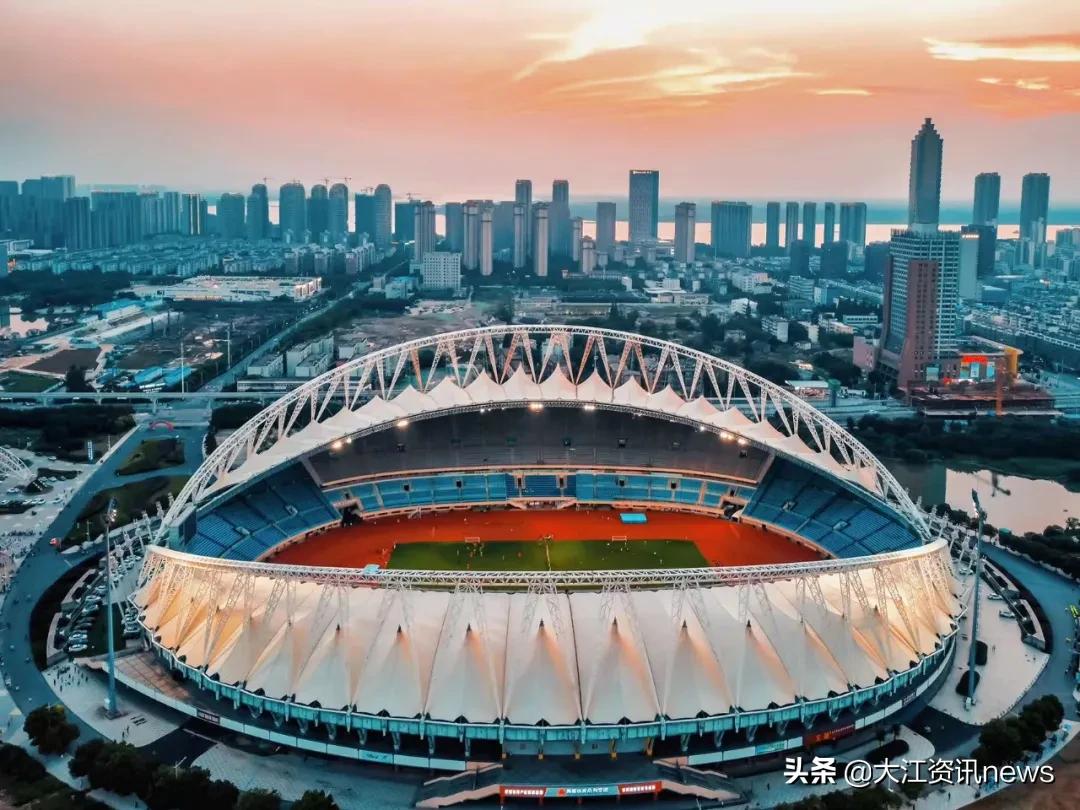 见证芜湖发展历史的地标建筑,芜湖地标499米高楼建设中