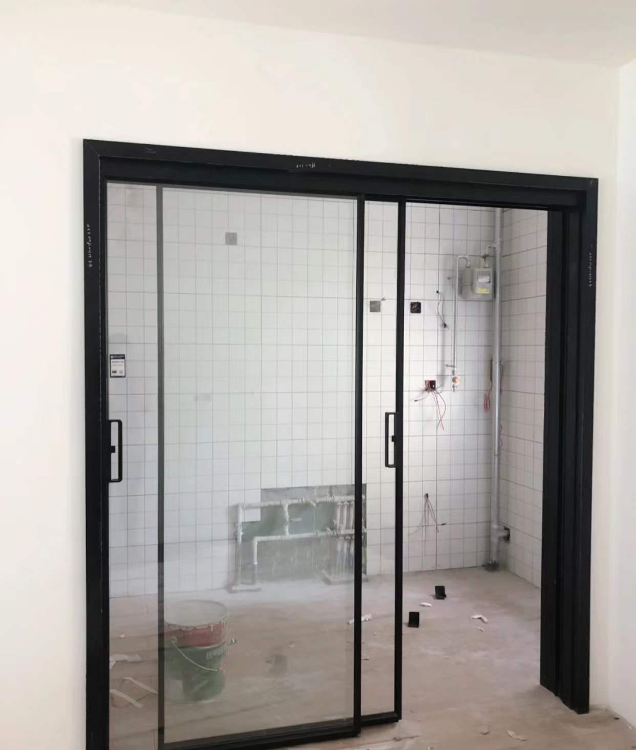 厨房推拉门地轨如何更换,厨房推拉门双轨改三轨