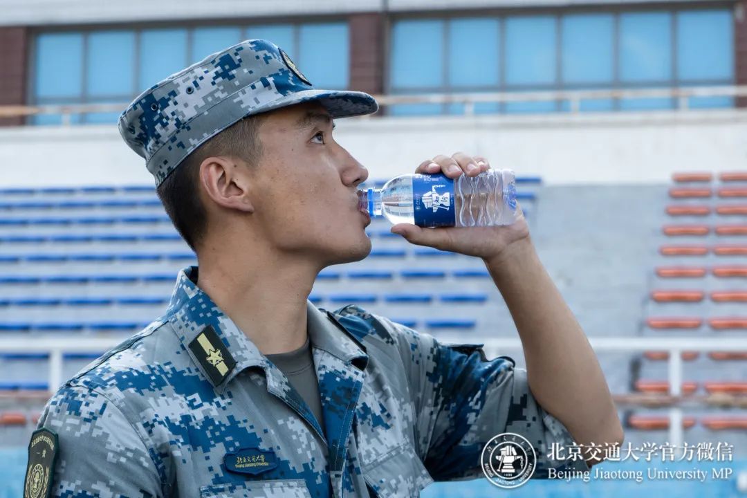 饮水思源的经典句子,饮水思源成语故事