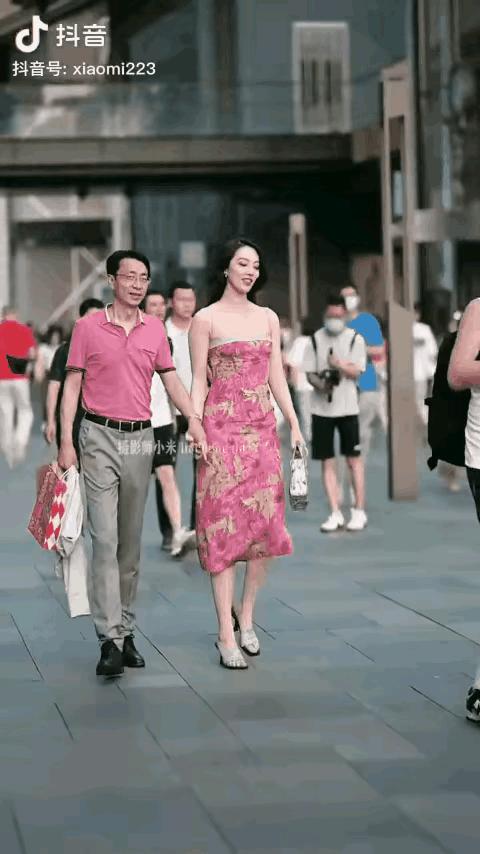 一个月花八九万，中石油“小三”董小姐，“*裤底**”都快被扒光了